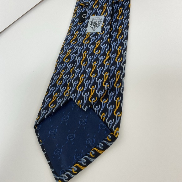 GUCCI 100% Silk Necktie Business Casual Office - Picture 2 of 8